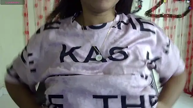 Preeti-Sexy online show from 4, 3, 2025