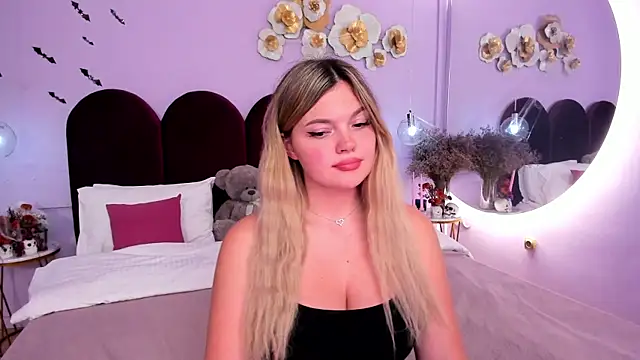 ZaraBloom online show from 24, 10, 2025