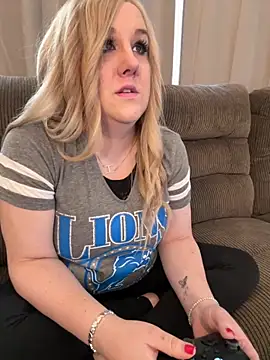 PuckBunny17 online show from 9, 10, 2025