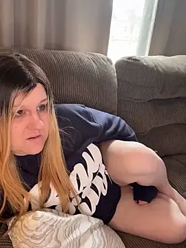 PuckBunny17 online show from 18, 3, 2025