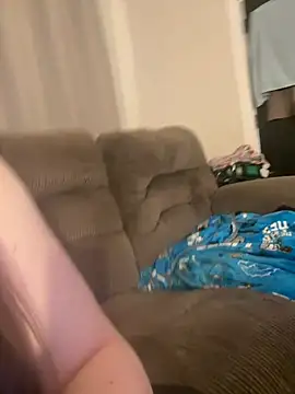 PuckBunny17 online show from 4, 4, 2026