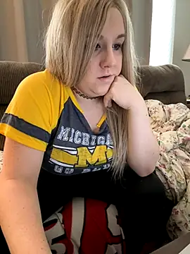 PuckBunny17 online show from 21, 9, 2025