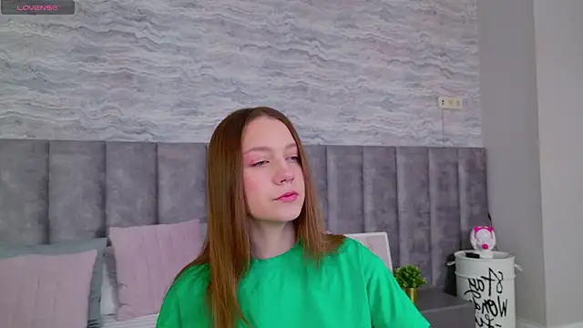 Snapshot of AliceBrayan chatting on 21, 3, 2025 AliceBrayan online show from 21, 3, 2025