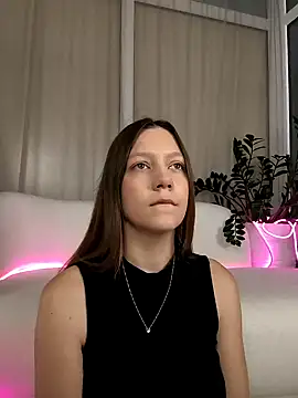 Snapshot of AliceBrayan chatting on 18, 3, 2025 AliceBrayan online show from 18, 3, 2025