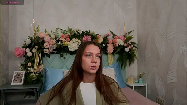 AliceBrayan online show from 5, 3, 2026