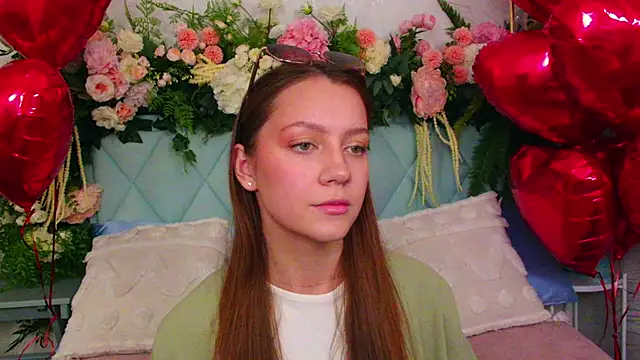 Snapshot of AliceBrayan chatting on 10, 2, 2026 AliceBrayan online show from 10, 2, 2026