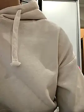 Snapshot of AliceBrayan chatting on 30, 9, 2025 AliceBrayan online show from 30, 9, 2025