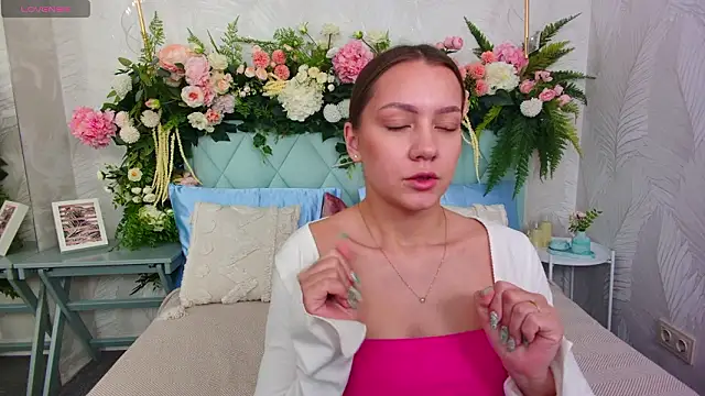 Snapshot of AliceBrayan chatting on 2, 2, 2026 AliceBrayan online show from 2, 2, 2026