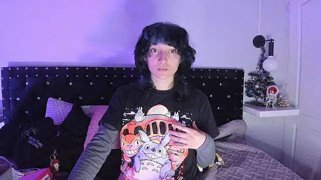 Ghosty Doll online show from 19, 12, 2025