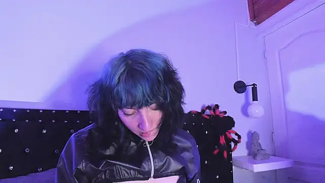 Ghosty Doll online show from 12, 11, 2025