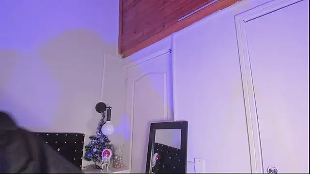 Ghosty Doll online show from 4, 12, 2025