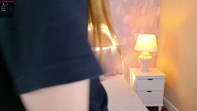 april rousse online show from 7, 3, 2025