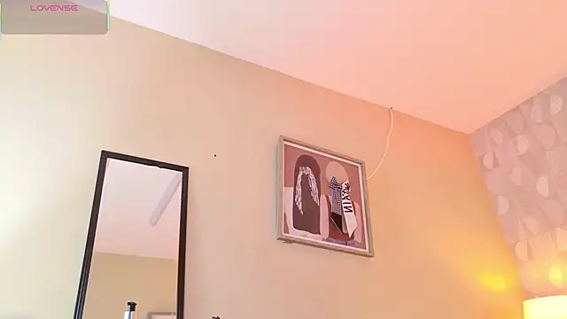 april rousse online show from 10, 9, 2025