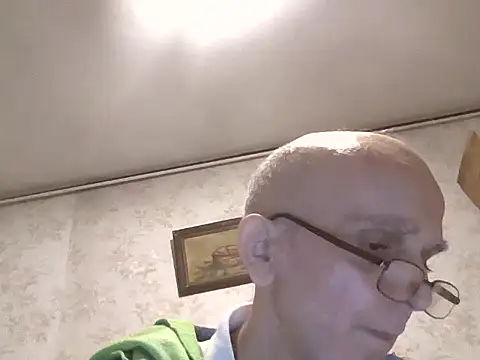 mariusica1xh online show from 2, 12, 2025