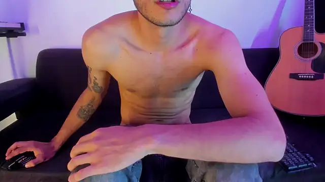 Henrikk senn online show from 13, 12, 2025