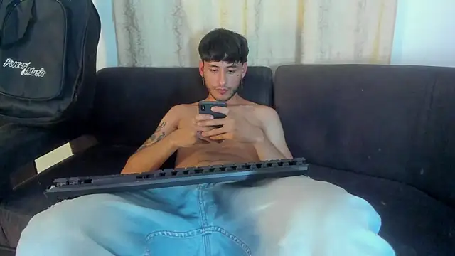 Henrikk senn online show from 5, 10, 2025