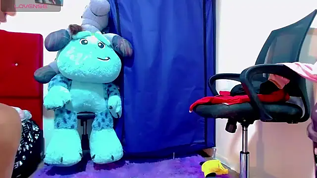 nicol gill  online show from 24, 1, 2025