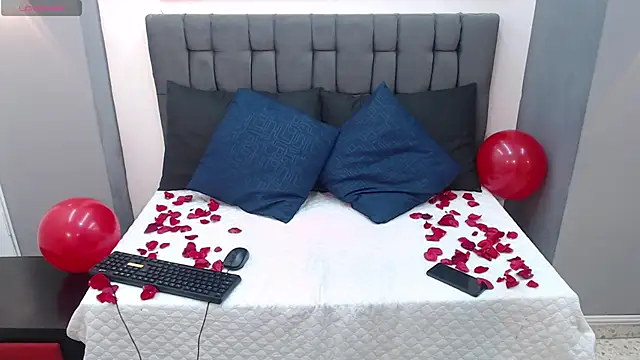 Venus medussa online show from 14, 2, 2025