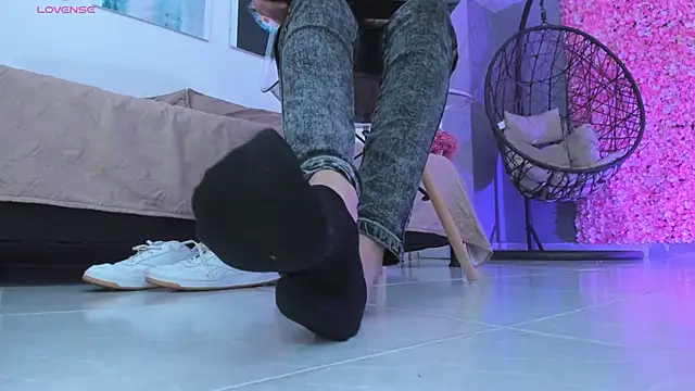 Angela donnato online show from 10, 3, 2025