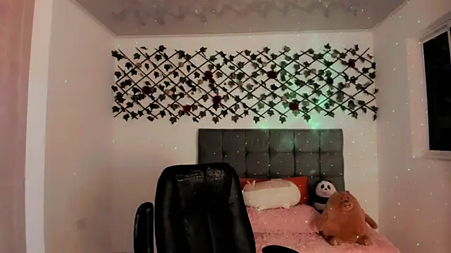 Lilith Miller21 online show from 20, 12, 2025