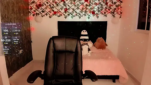 Lilith Miller21 online show from 7, 10, 2025