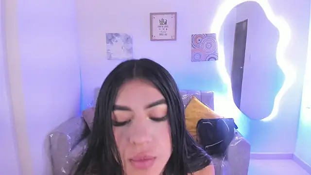 Charlotte cowell sub1  online show from 13, 1, 2026