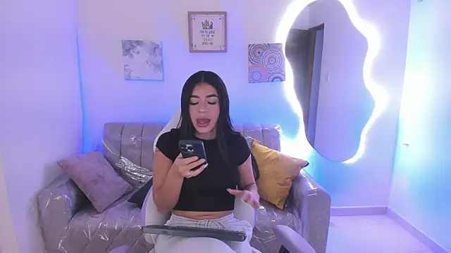 Charlotte cowell sub1  online show from 8, 1, 2026