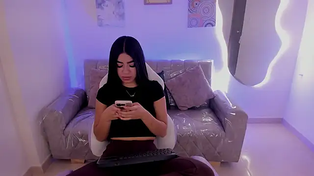 Charlotte cowell sub1  online show from 8, 9, 2025