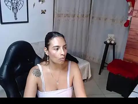 mykaelahoney online show from 10, 3, 2026