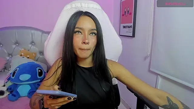 sophie ws online show from 18, 11, 2025