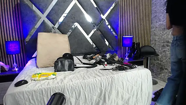 bellatrix25 online show from 11, 12, 2024