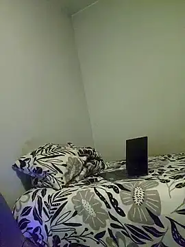 Userio072 online show from 10, 2, 2025