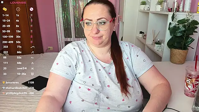 lovely adelle online show from 7, 3, 2025