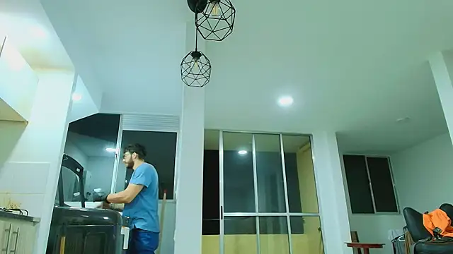 thomas gun online show from 28, 2, 2026