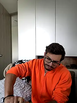 thomas gun online show from 15, 12, 2025