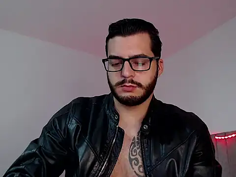 thomas gun online show from 10, 11, 2025