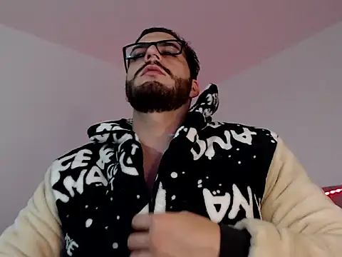 thomas gun online show from 7, 11, 2025