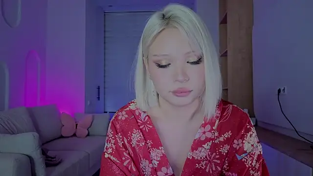 RileyMee online show from 17, 9, 2025