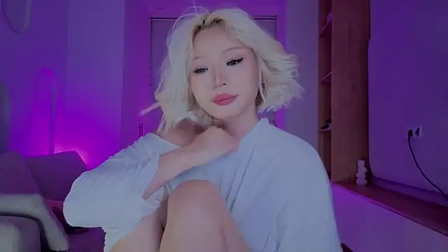 RileyMee online show from 22, 10, 2025