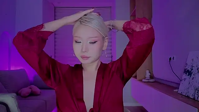 RileyMee online show from 2, 11, 2025