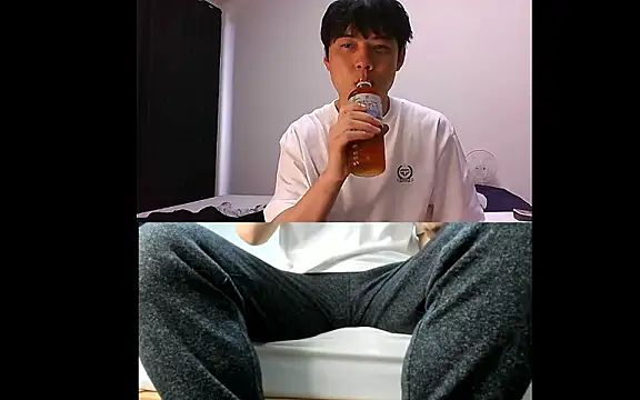 Snapshot of whitebriefboy chatting on 11, 11, 2025 whitebriefboy online show from 11, 11, 2025