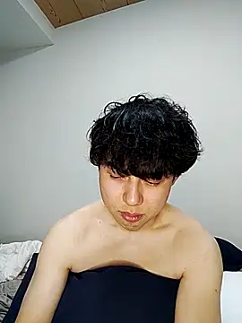 Snapshot of whitebriefboy chatting on 28, 2, 2025 whitebriefboy online show from 28, 2, 2025