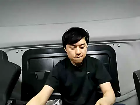 Snapshot of whitebriefboy chatting on 29, 9, 2025 whitebriefboy online show from 29, 9, 2025