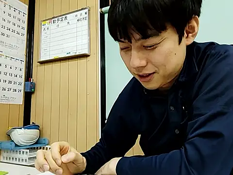 Snapshot of whitebriefboy chatting on 13, 11, 2025 whitebriefboy online show from 13, 11, 2025