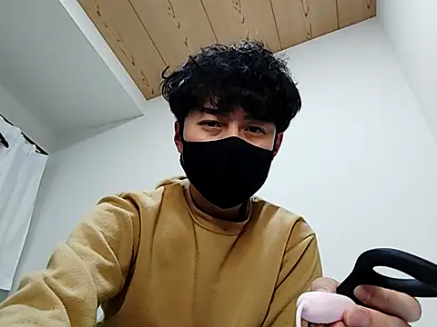 Snapshot of whitebriefboy chatting on 17, 2, 2025 whitebriefboy online show from 17, 2, 2025