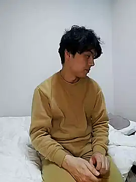 Snapshot of whitebriefboy chatting on 13, 1, 2025 whitebriefboy online show from 13, 1, 2025