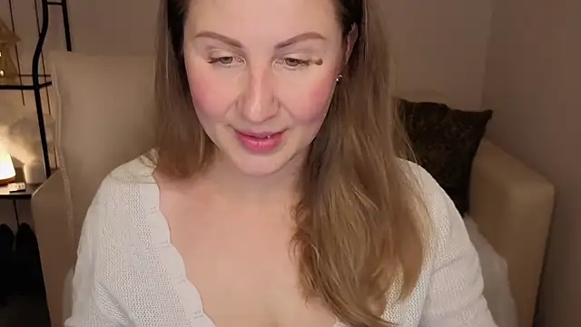 Helens love online show from 3, 10, 2025