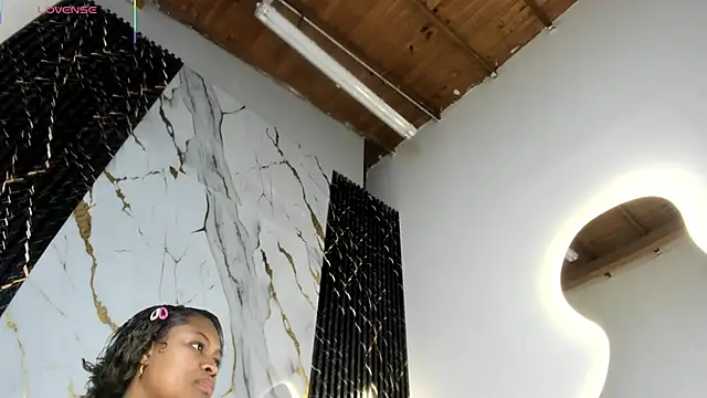 ebony hot1 online show from 28, 10, 2025