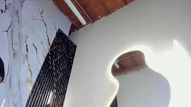 ebony hot1 online show from 1, 3, 2026