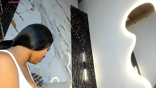 ebony hot1 online show from 4, 11, 2025